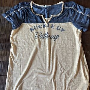 Maurice’s Extra Large Tshirt…yellow and gray in color…almost new…worn twice